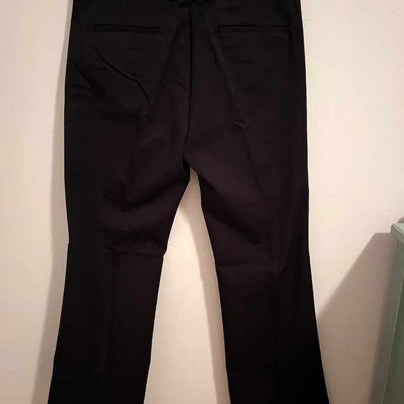 Banana Republic Sloan Boot Cut Pant, Petite 10, Black - Picture 2 of 3